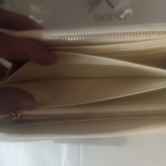 LIKE NEW Lady Dior Wallet - Picture 8 of 12